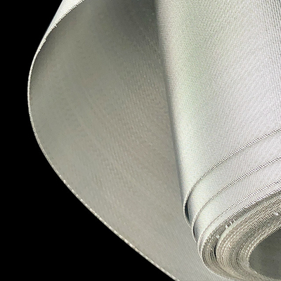 30 * 140mesh SUS304 Ters Hollandalı Örgü Hasır HDPE Boruyu Yapıyor