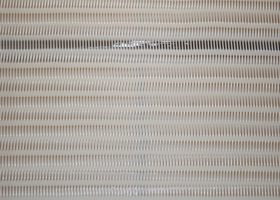 Yüksek Hava geçirgenliği Polyester Spiral Kurutucu Kemeri Kağıt Yapım 0.5mm