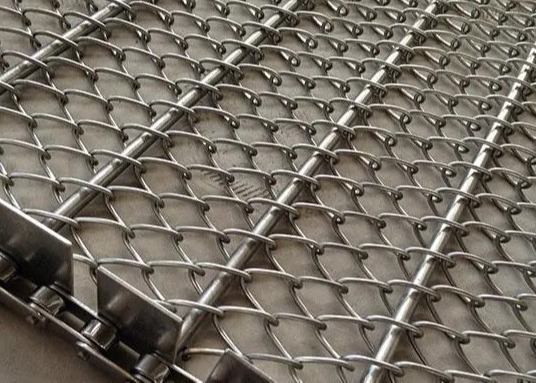 Gıda sınıfı Ss304 Ss316 Göz Bağlantısı Taşıyıcı Kemeri 0.3-3.6m Genişliği
