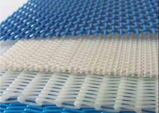 Beyaz Renkli Monofilament Düz Dokuma Polyester Hasır Konveyör Bant